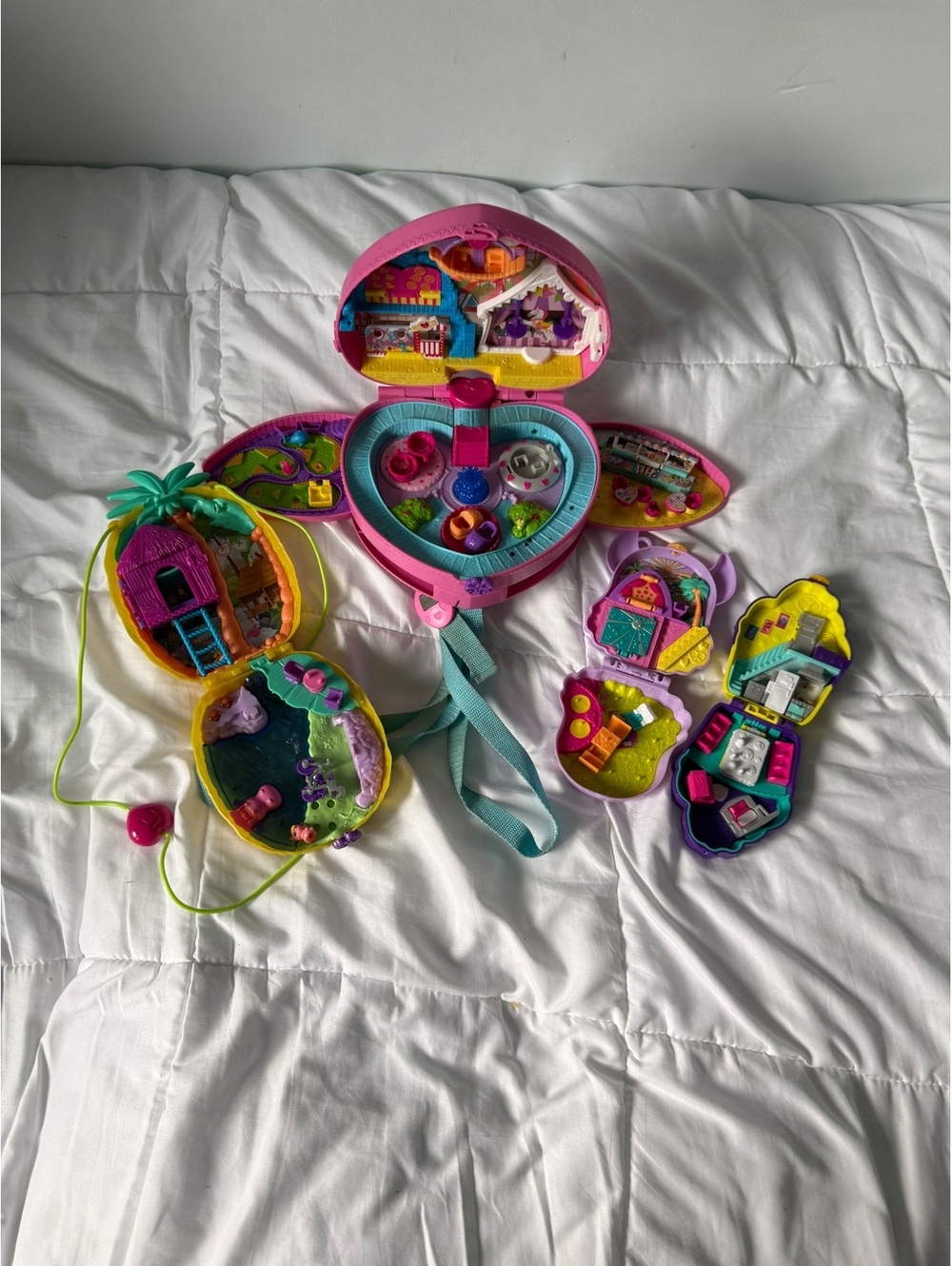 polly pocket playset bundle